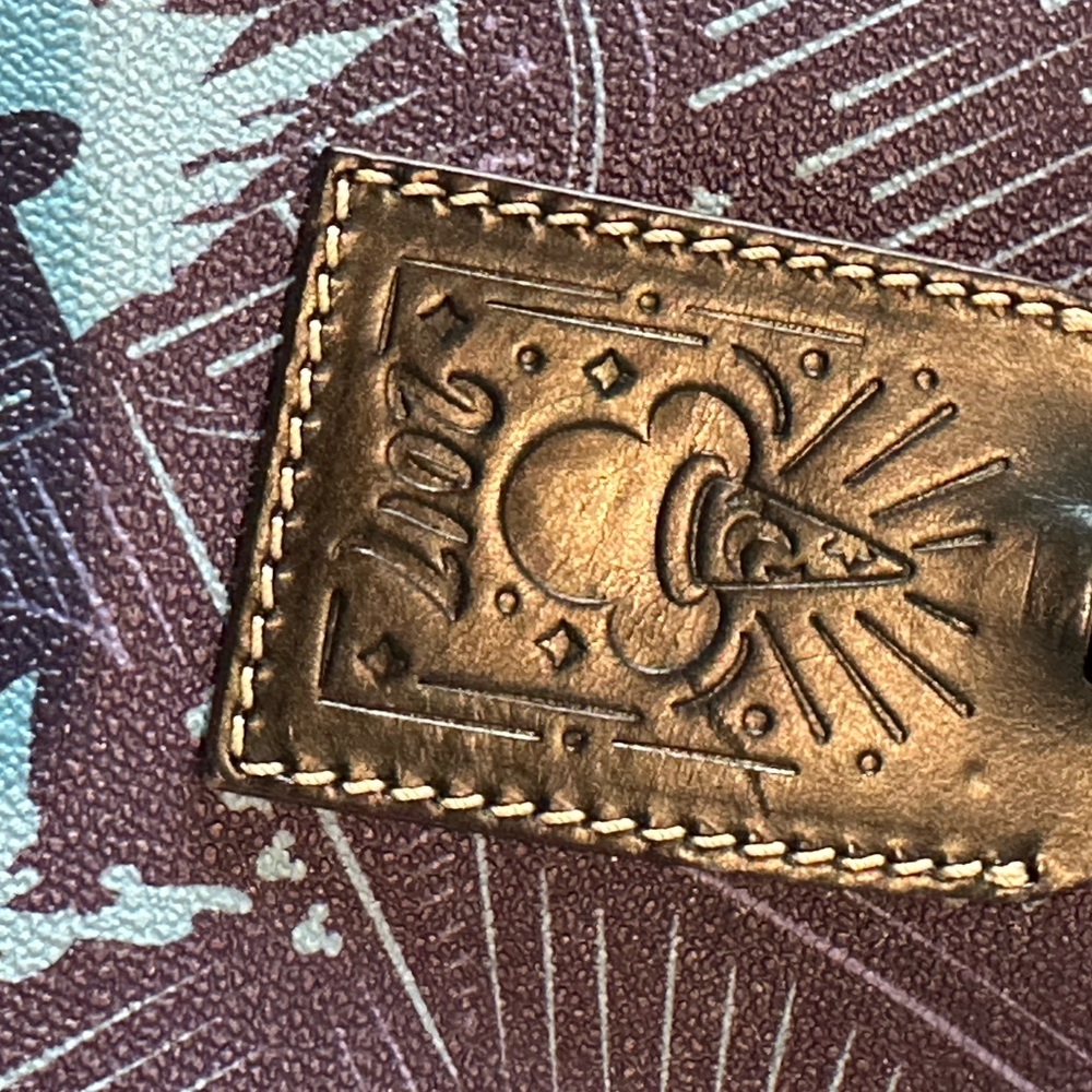 DISNEY DOONEY & BURKE 2017 park bag - Picture 6 of 15